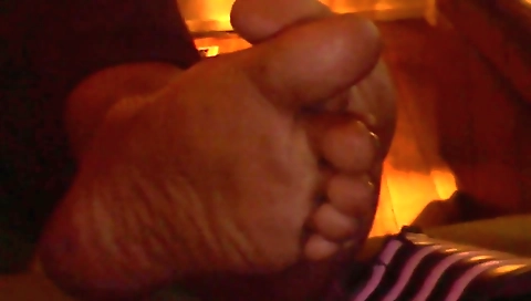 Super-hot bianca showing off her feet