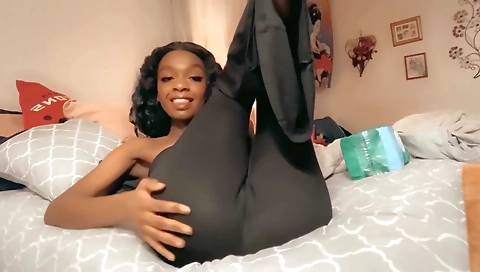 Imouty-h darina breaks in aus shemalesfuckgirls