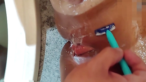 Make and cock, brainst dulteryri